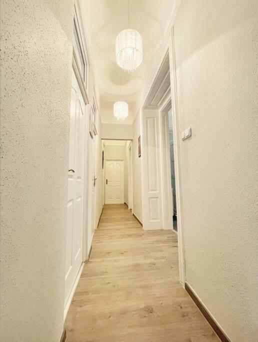 Y Station Private Apartment