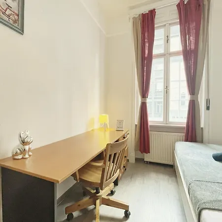 Y Central Station Private Rooms Budapest Exterior foto