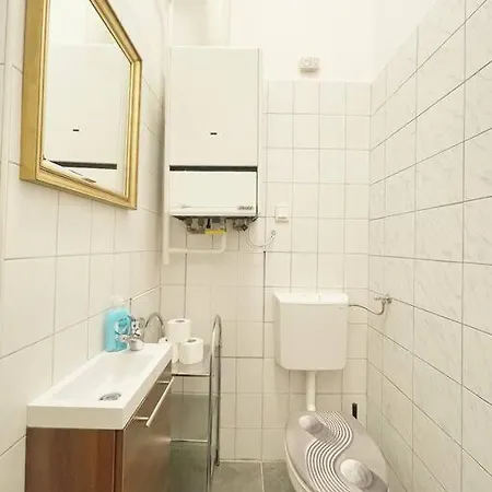 Y Central Station Private Rooms Budapest Exterior foto